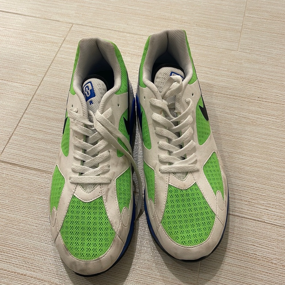 Nike lunar air 180 gently used